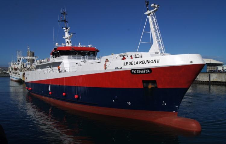 Fishing vessel designed and built by Piriou and delivered to the shipowner Comata in 2018. The vessel is equipped with an electric diesel propulsion consisting of two propulsion engines with redundant ventilation system.
